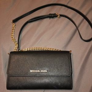 Michael Kors Crossbody wallet/purse